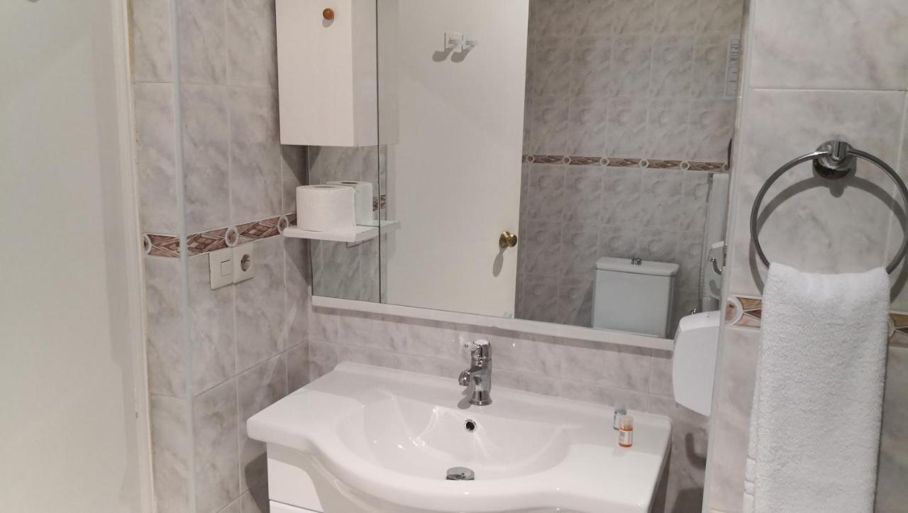Skol 318C By Completely Marbella Apartment ภายนอก รูปภาพ